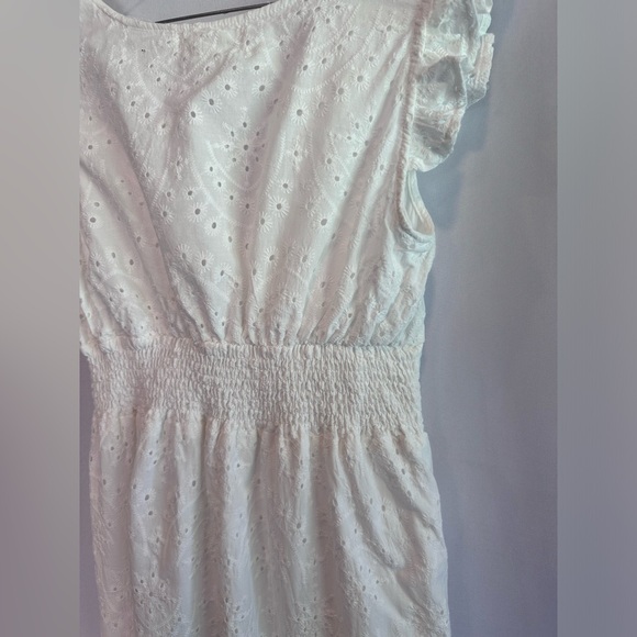 STUDIO White Eyelet Maxi Dress - Picture 3 of 7